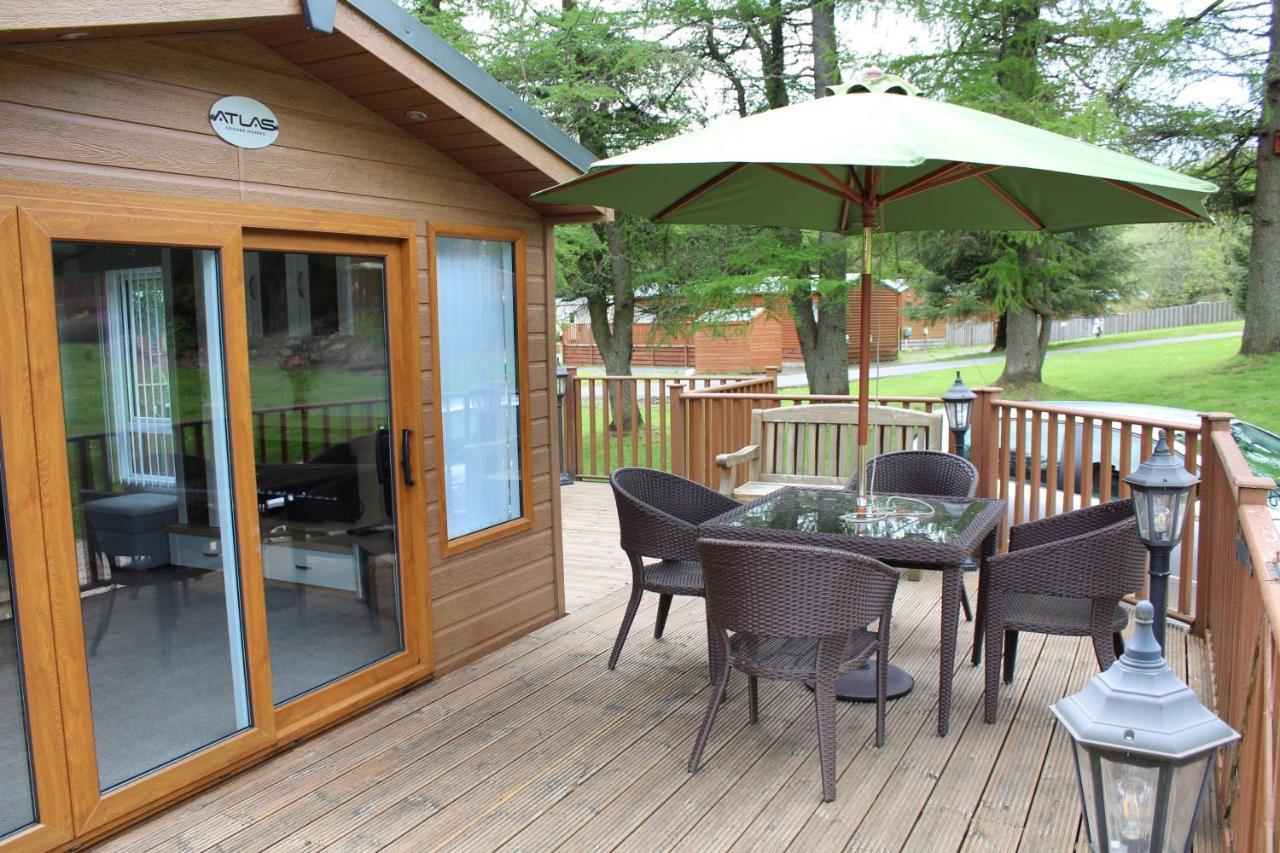 Lazy Days Lodge Glendevon Экстерьер фото