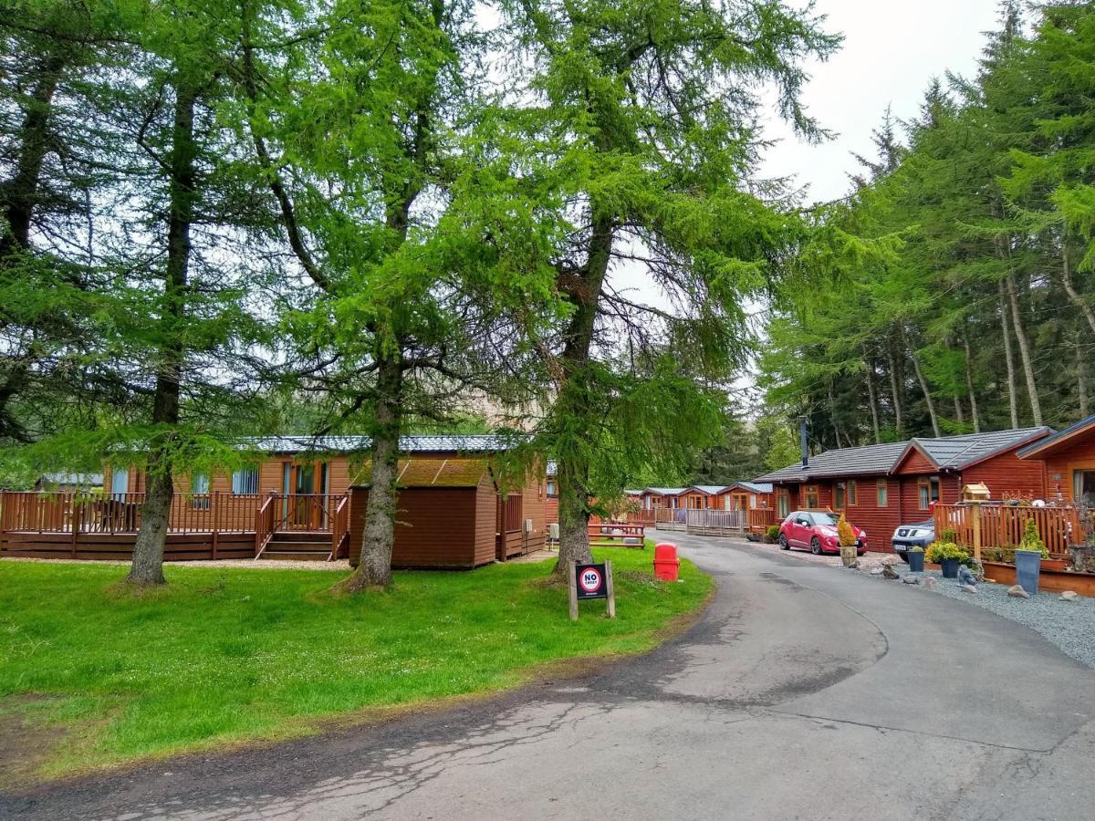 Lazy Days Lodge Glendevon Экстерьер фото